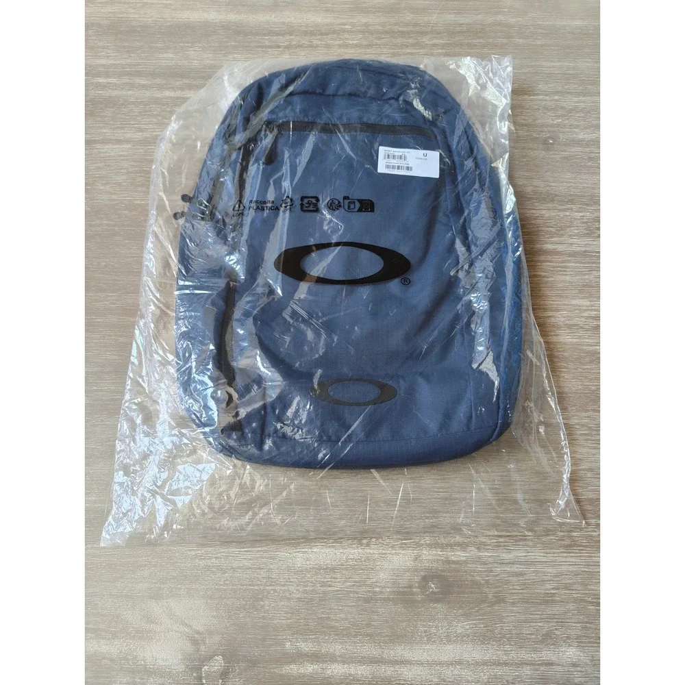 Oakley Sport Backpack 22L Team Navy One Size‎ New With Tags